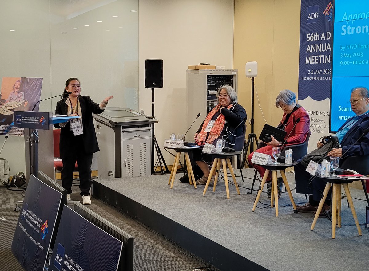 forum_adb's tweet photo. Forum members &amp; allies gathered at the 56th #ADBAnnualMeeting to hold a panel session on 'Approaching the Last Mile Efforts for a Strong Safeguards Policy'. 
 
Holding the @ADB_HQ accountable for its forthcoming Safeguard Policy Statement review. 
#adbincheon #strongersafeguards https://t.co/gcvrlr1JTR