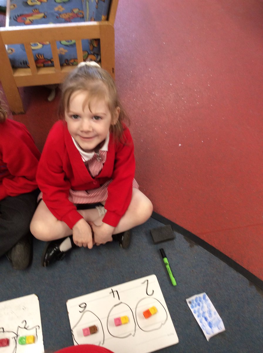 MaundeneSchool's tweet photo. Doves class have been learning to count in twos. During our Maths lesson we used the Unifix cubes to support our learning. #two #skipcount #maths https://t.co/O3rGOYnCSi