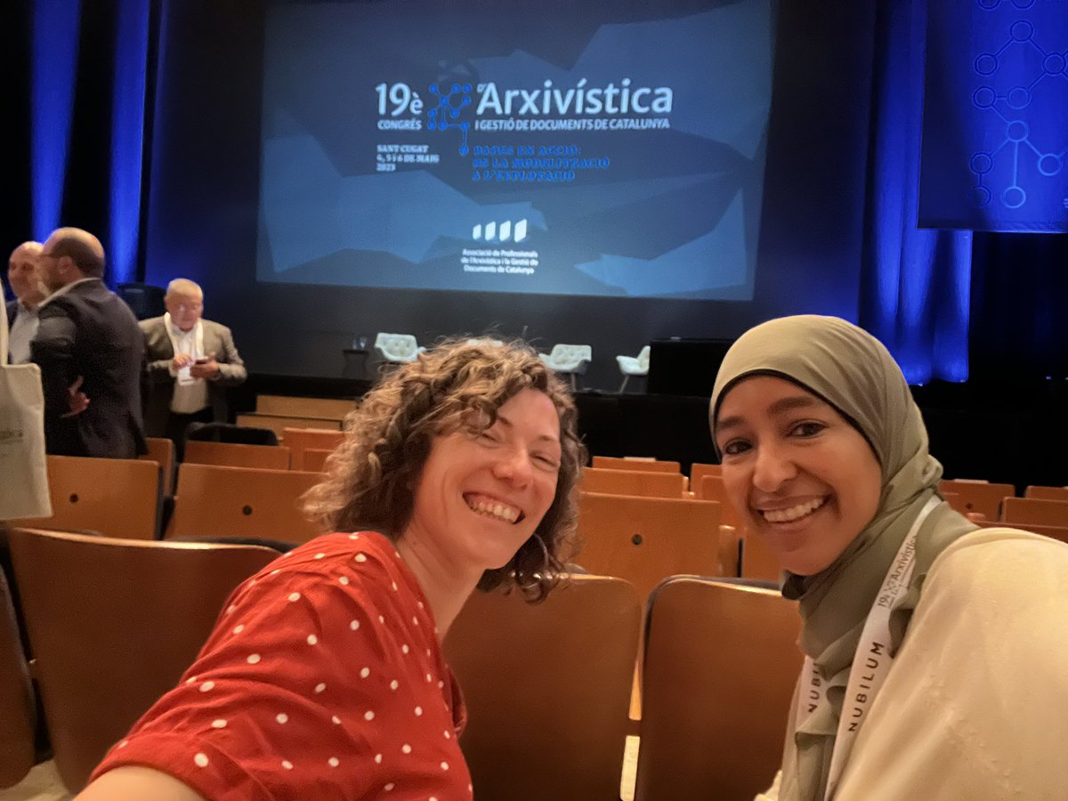 Oficina Adm. Electrònica i Gestió Documental UB tweet media