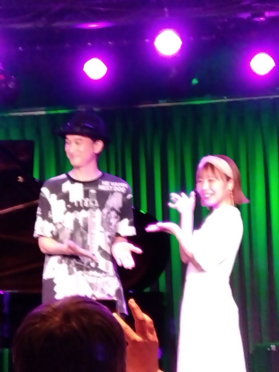 TybqRbm0HDIjXyF's tweet photo. ペコマンスリー
「ぺぺぺぺぺぺぺぺ」
レイルステレオさん/ゲスト&ピアノサポート🎤🎹🎵✨✨
#Peco
#railsTereo https://t.co/j1VW4EBrYL