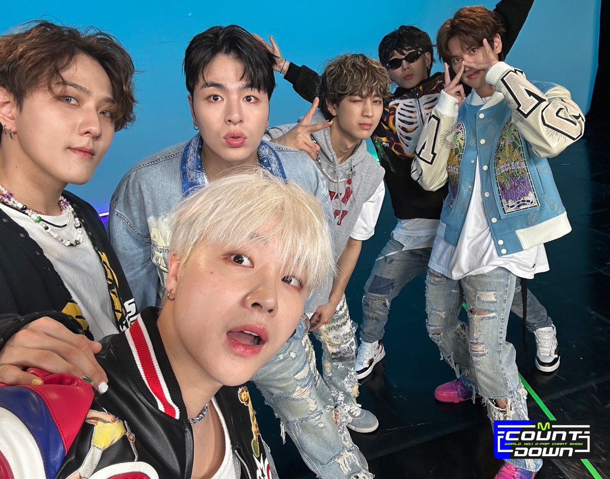 TODAY IS ALL ABOUT iKON LET’S HAVE FUN AND FOCUS ON iKON AND OUR GOALS! it’s been awhile since all of the ikons have this level of excitement 🫶🏻

iKON IS COMING TO TOWN
#iKON_COMEBACK_DDAY