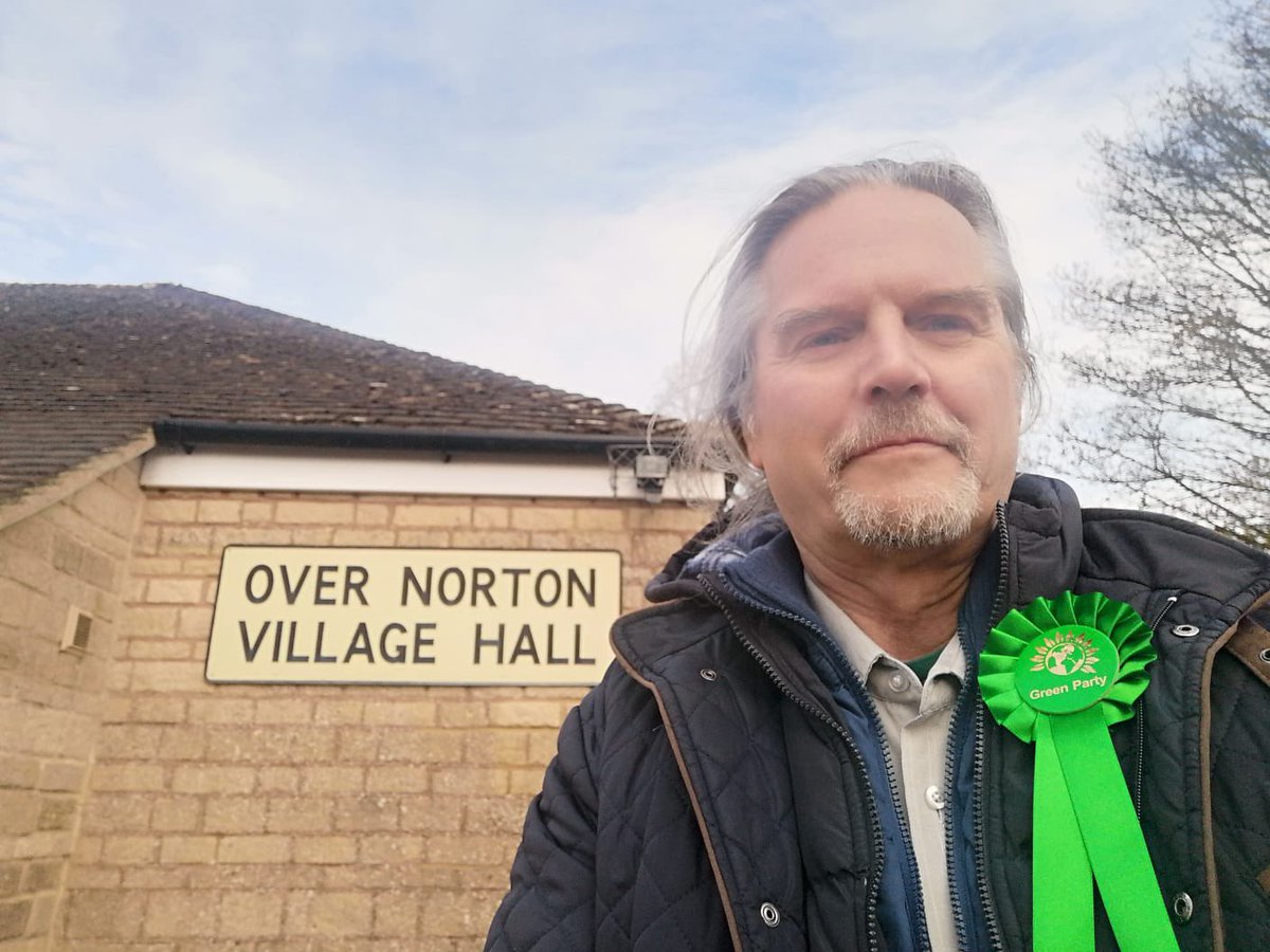 Westoxongreens's tweet photo. And at #OverNortonโฆ
Our @BarryIWheatley for #Kingham, #Rollright & #Enstone ward ๐ https://t.co/4zjF1cBrhv