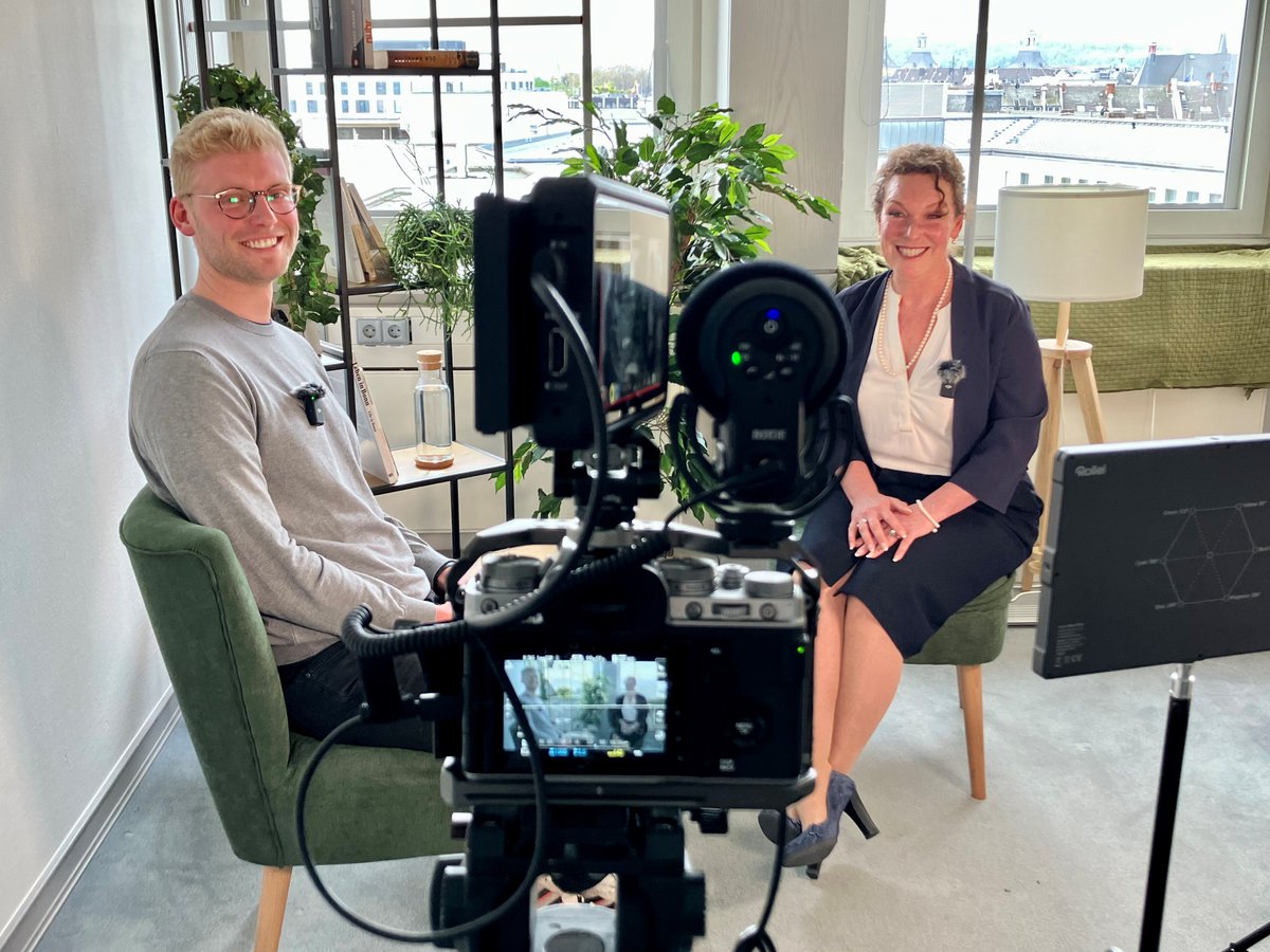 Wolfram Uerlich und Anja Wenmakers <a href="/SWBBusundBahn/">SWB Bus und Bahn</a> sprechen über den richtigen #Mobilitätsmix, wie wir das #Deutschlandticket nutzen, um noch einfacher #Mobilität zugänglich zu machen und warum die Integration von #Fahrgemeinschaften in den #ÖPNV sinnvoll ist. Soon to be released!