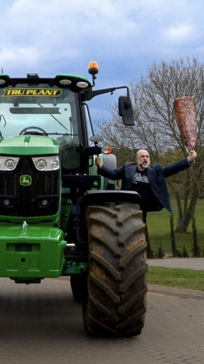 Omid Djalili tweet media