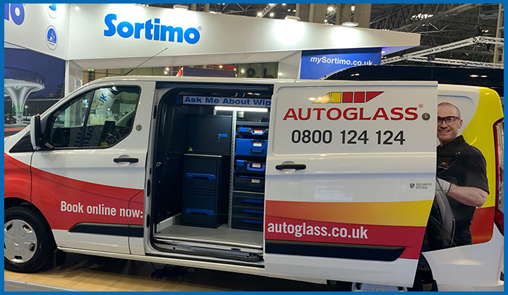 SortimoUK's tweet photo. Last month, the Commercial Vehicle Show - the UK's largest commercial vehicle show - took place in Birmingham. 
Besides many opportunities to keep up to date with all the trends in the industry, visitors were able to take a look at our Belron Ford Custom and  Ford Transit E. https://t.co/DlXEomSQWo