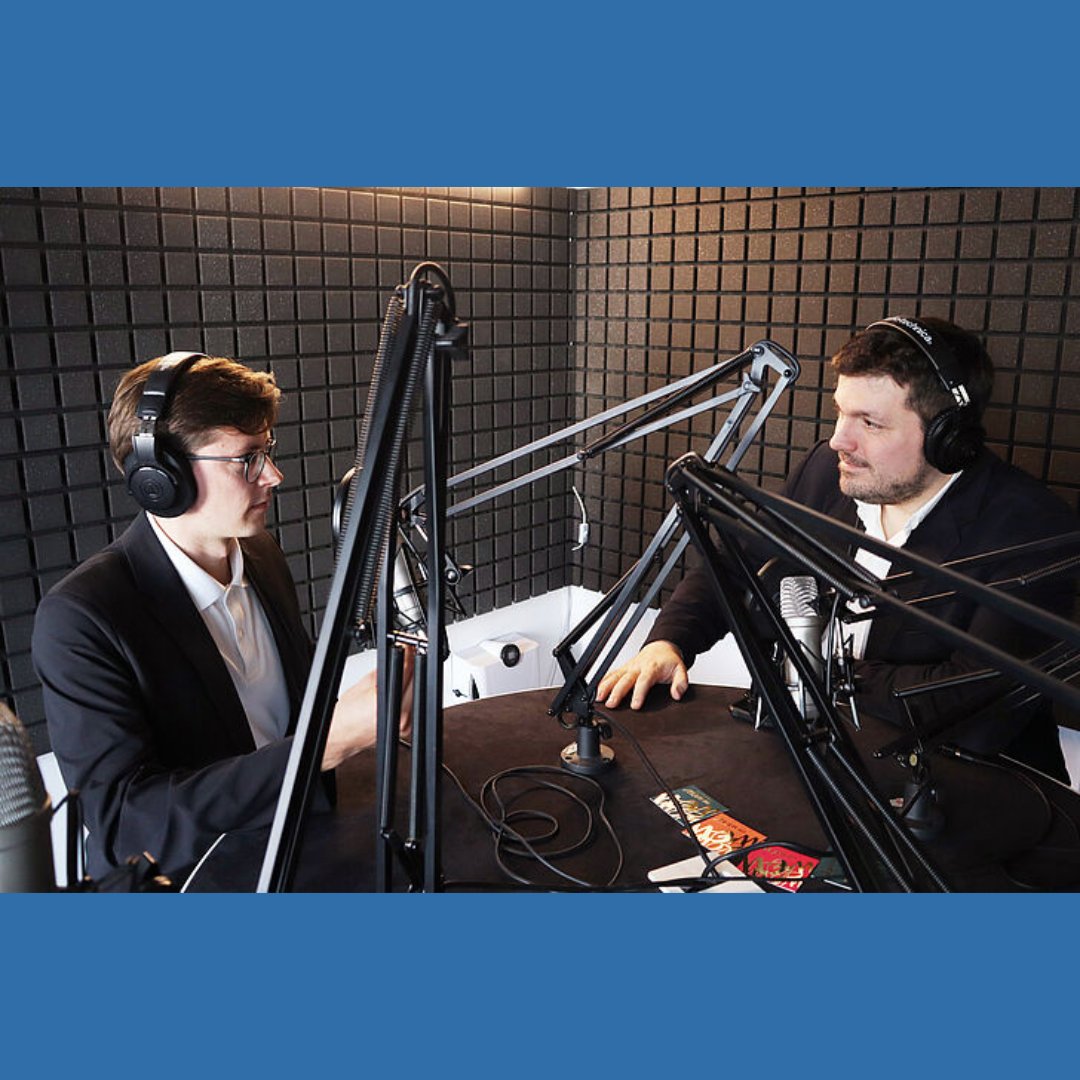 DA_vienna's tweet photo. #WeAreDA Doctor it! - #podcast of PhD candidates at @univienna 
𝐄𝐩 𝟏𝟎 – "𝐆𝐞𝐫𝐦𝐚𝐧𝐲, 𝐚𝐮𝐬𝐭𝐞𝐫𝐢𝐭𝐲, 𝐚𝐧𝐝 𝐭𝐡𝐞 𝐟𝐮𝐭𝐮𝐫𝐞 𝐨𝐟 𝐄𝐮𝐫𝐨𝐩𝐞" 𝐛𝐲 𝐃𝐀 𝐀𝐥𝐮𝐦𝐧𝐢 @berndstroehm 𝐚𝐧𝐝 @koegler_thomas 

🔗https://t.co/9wvTPjKAta https://t.co/AzZjbQusCQ