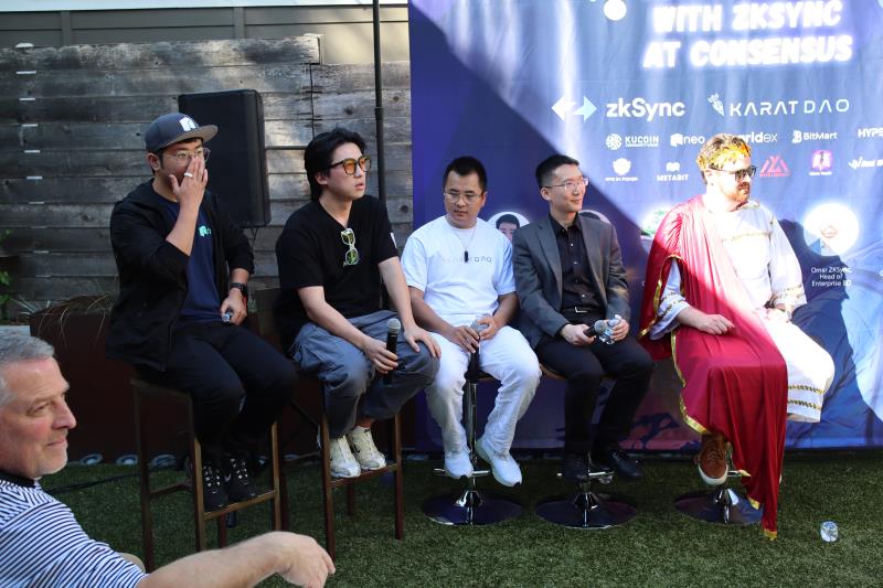 R3E_Network's tweet photo. @JinghuiLiao, our core founder of R3E, participated in Fireside Chat with Zksync at Consensus and learned a lot. We look forward to more participation.😄😄 https://t.co/JXyBF0A28f