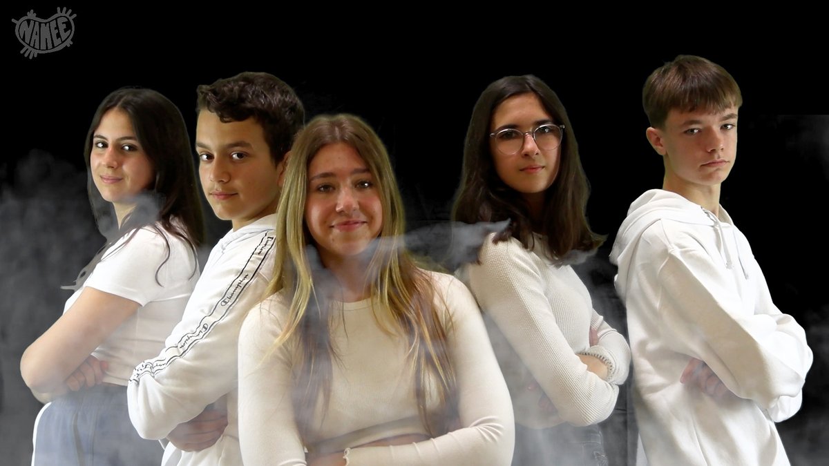 RoquetesCom's tweet photo. 5 alumnes de l'@INSRoquetes semifinalistes al #CertamenEfigy Fundació Naturgy amb un projecte de creació d'una cel·la de combustible microbiana per aprofitar la humitat de l'aire que es condensa a l'exterior dels pisos i l'aigua recollida de la pluja.
🎙️https://t.co/Id13ZuYDk7 https://t.co/kLmW5spE6O