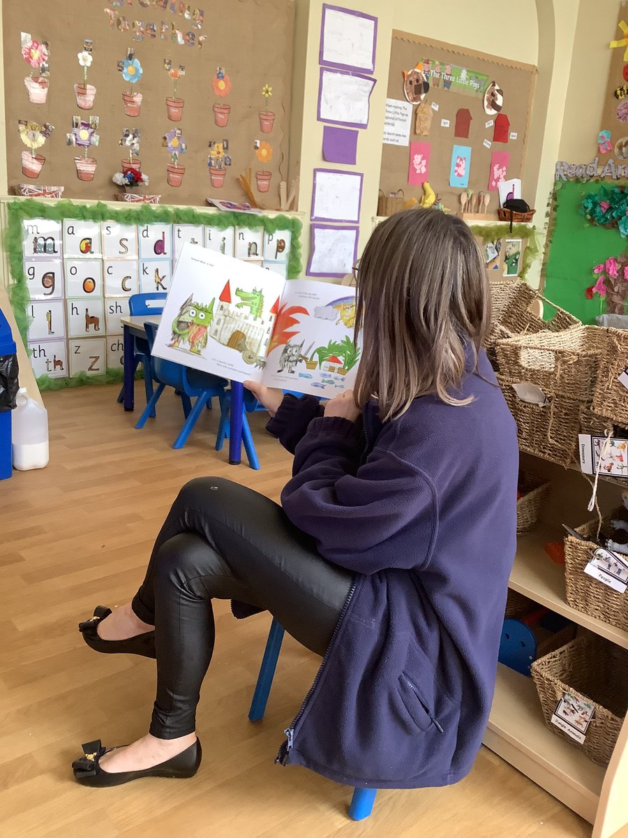 Thank you to Mattias and his family for buying nursery a lovely book 📚 <a href="/PinehurstP/">Pinehurst Primary</a> #PinehurstReading