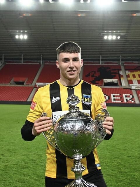 HebburnTown's tweet photo. Just a Sunderland boy scoring the winning pen at the Stadium of Light 🙌

#Hornets 🐝 https://t.co/dovkKlVYvu
