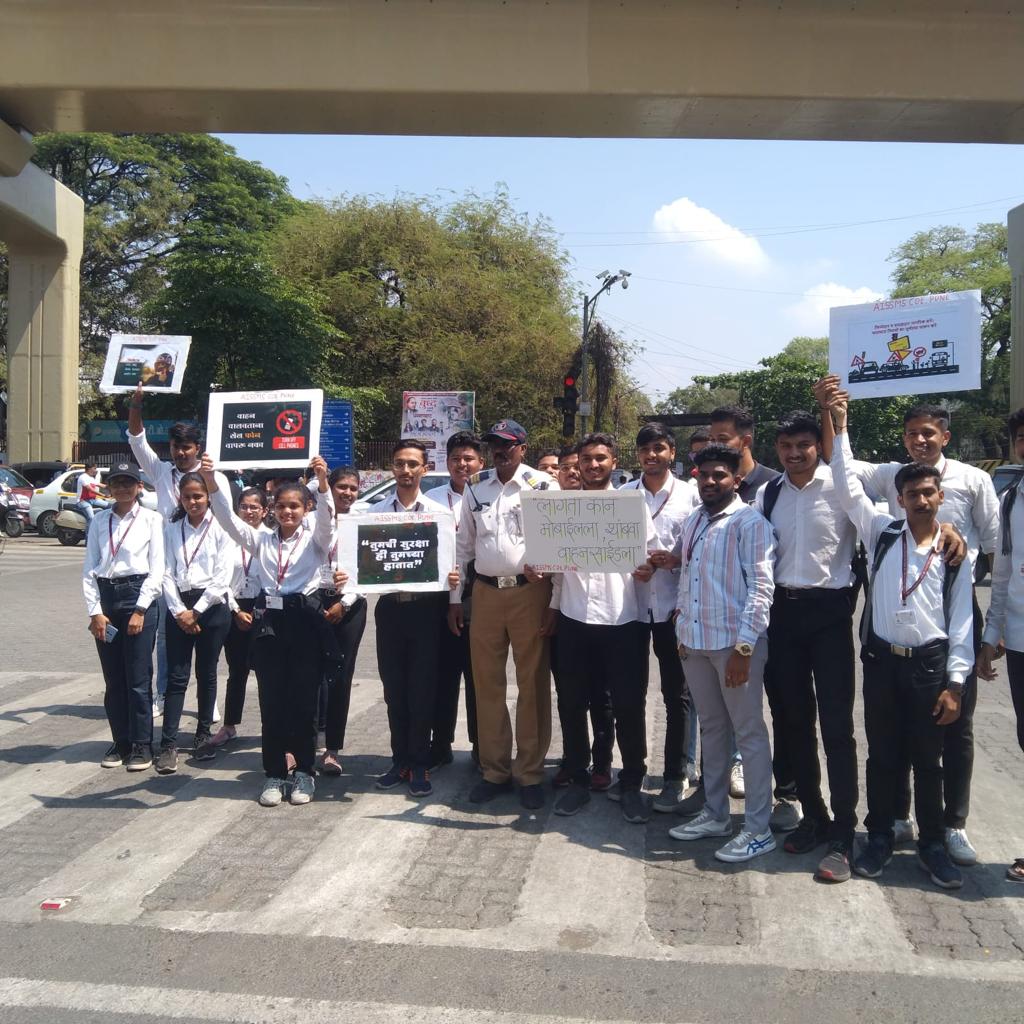 पुणे शहर वाहतूक पोलीस tweet media