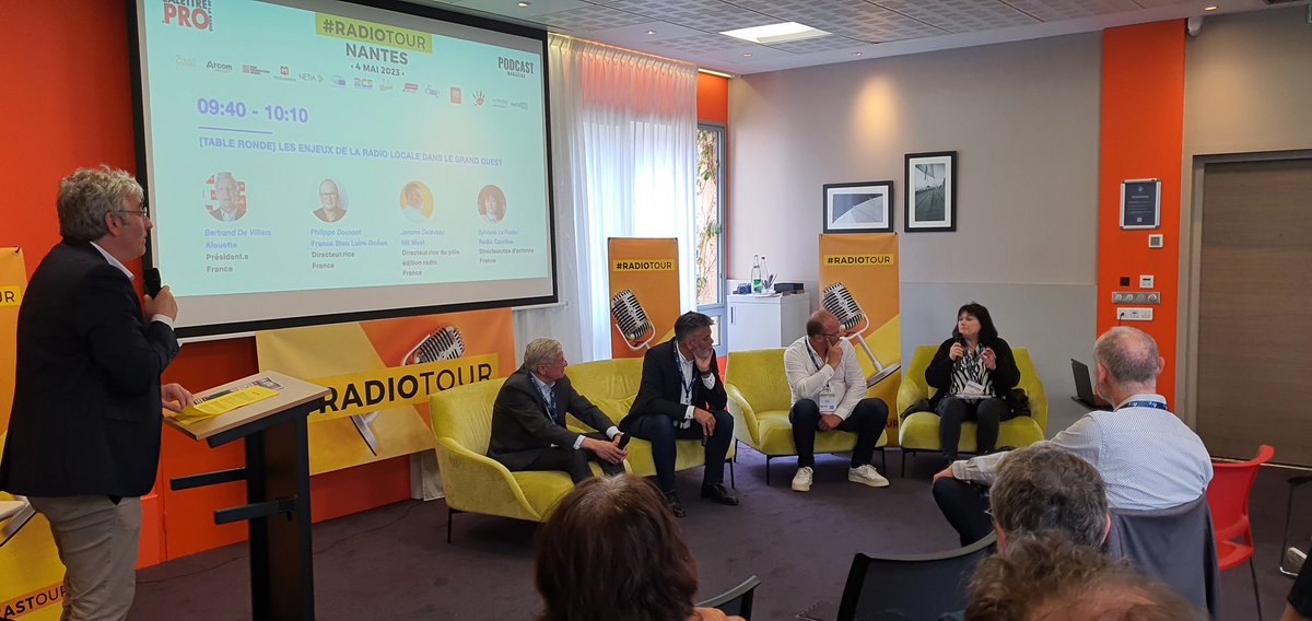 Radio_20's tweet photo. Le futur de la proximité & l'audio digita avec les radios du Grand Ouest ce jour au #RadioTour à Nantes avec @LaLettrePro @TDFgroupe @RCS_Works @Arcom_fr #savediffusion @WinMediaGroup @sacem @RobertsRadioUK @Sirti_radio @WorldDAB @Mediametrie @BMGFrance @Parlementeurop @21juin https://t.co/nwuNevi185