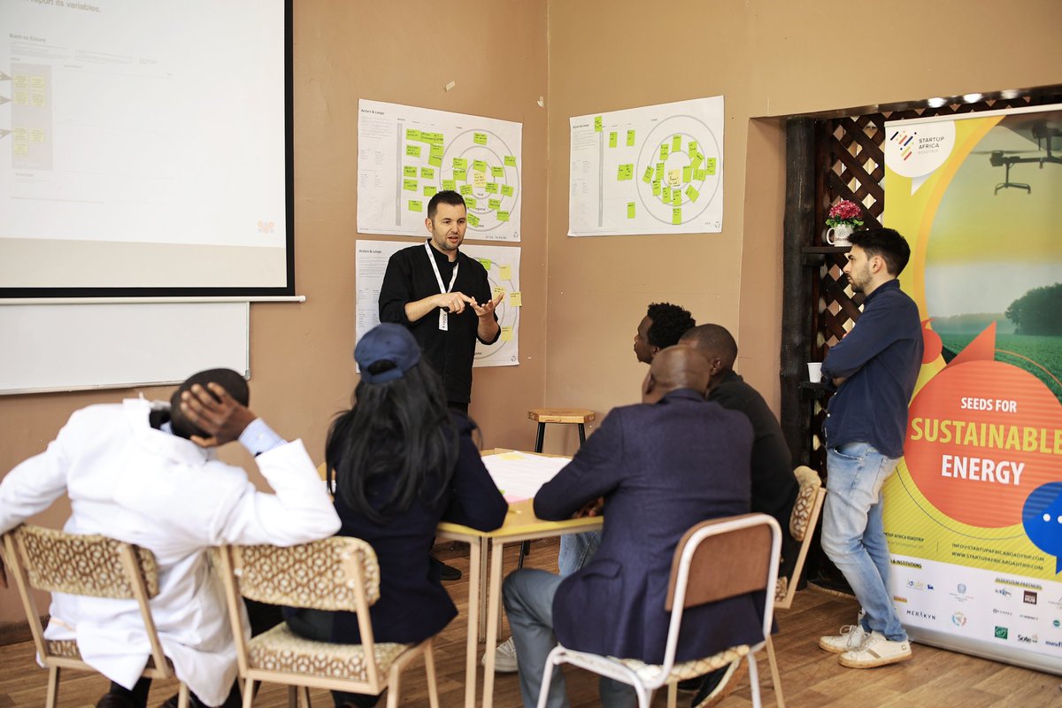 startinev's tweet photo. Day 2 of #SFSE2023🌱
We had the founders practice how to pitch their startups and engage in a design thinking workshop! It's inspiring to see the creative problem-solving process in action.
#startuplife #designtinking #innovation https://t.co/MSF6SSS8t4