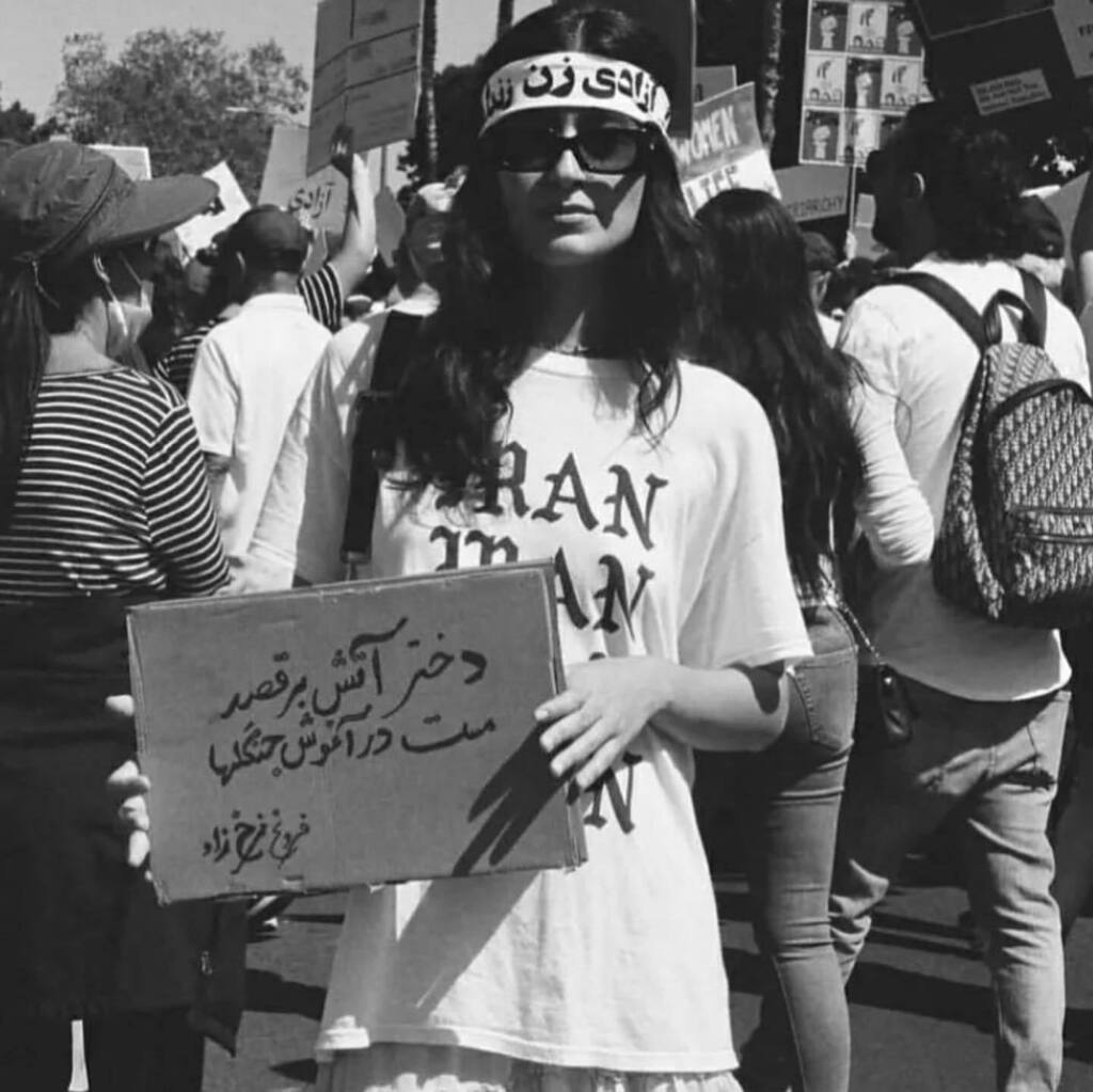 tomorrowstarted's tweet image. ♾ #womenlifefreedom