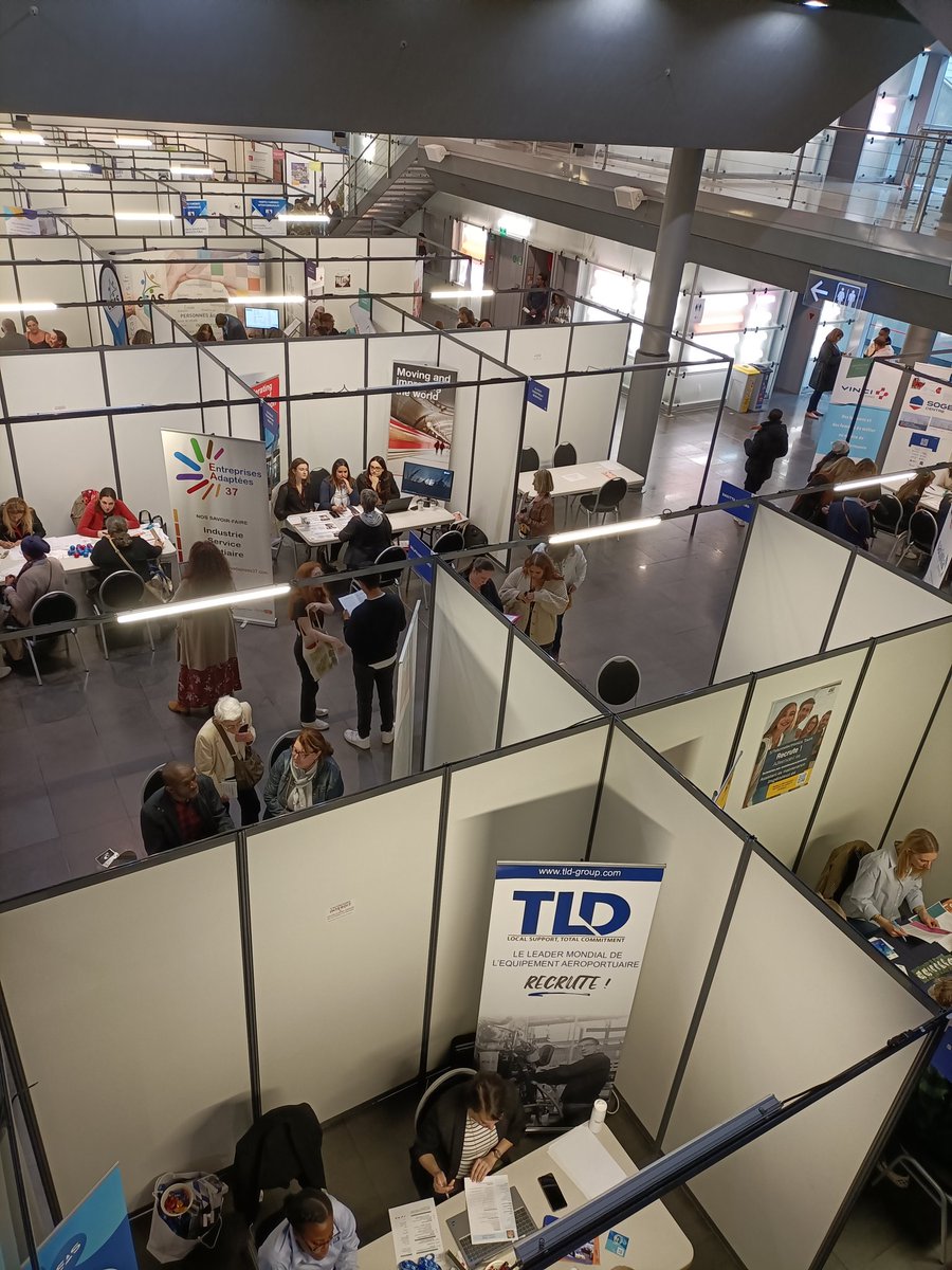 villedetours's tweet photo. Tours pour l'emploi c'est maintenant ! 
📍Palais des Congrès 
⏰ Jusqu'à 17h https://t.co/lZkTnuna1U