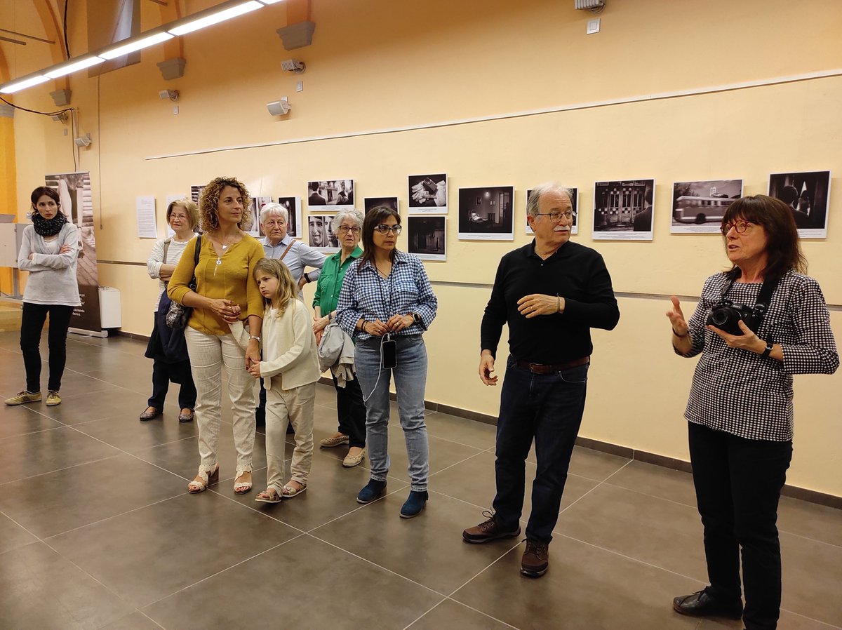 CConcabella's tweet photo. Inaugurada, a la Biblioteca de Guissona, l'expo 'Pedrolo, revelat negre', de Miquel Traveria i Georgina Gorriz. Els fotògrafs recreen en imatges 2 novel·les de Pedrolo, 'Joc brut' i 'L'inspector fa tard'. Fins al 23 de juny. @7lletres @BiblioGuissona @mdepedrolo @Espai_Pedrolo https://t.co/OSB6DDSqd2