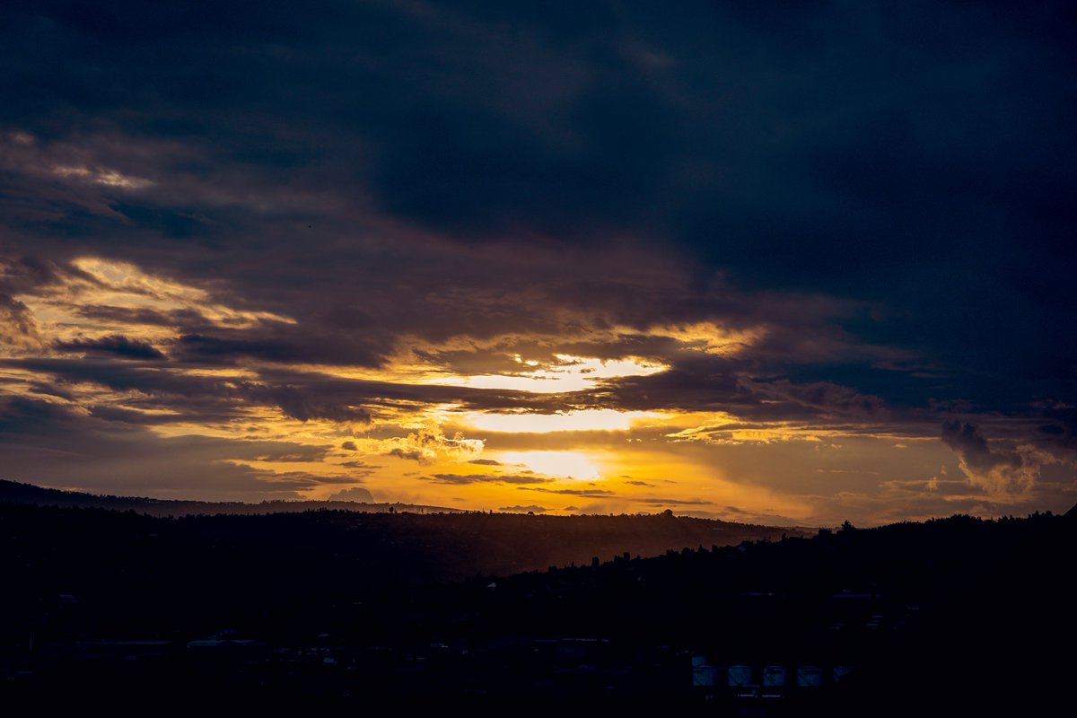 From another point of view. 
📸 @MattNshimiye

#clickforyou
#mattnshimiyephotography
#mattphotography