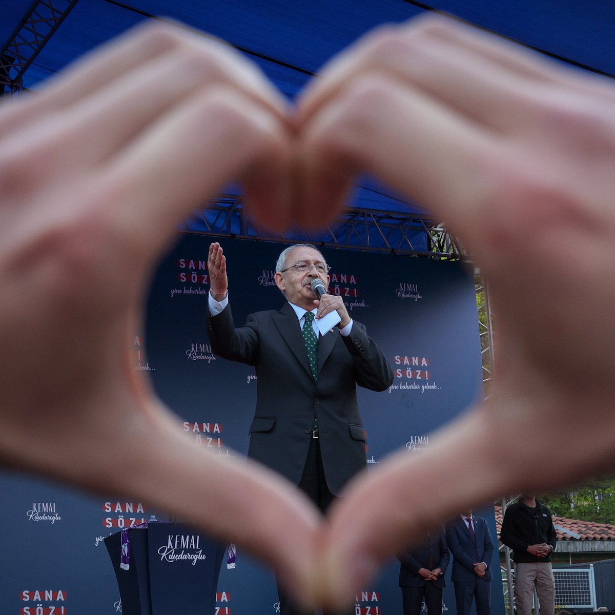 Gürsel Tekin tweet media