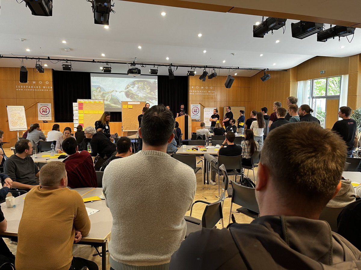 martinschimak's tweet photo. And off we go! #ComoCamp 2023 is in full progress! 😄 Yippie! https://t.co/YrQxl4uoxc