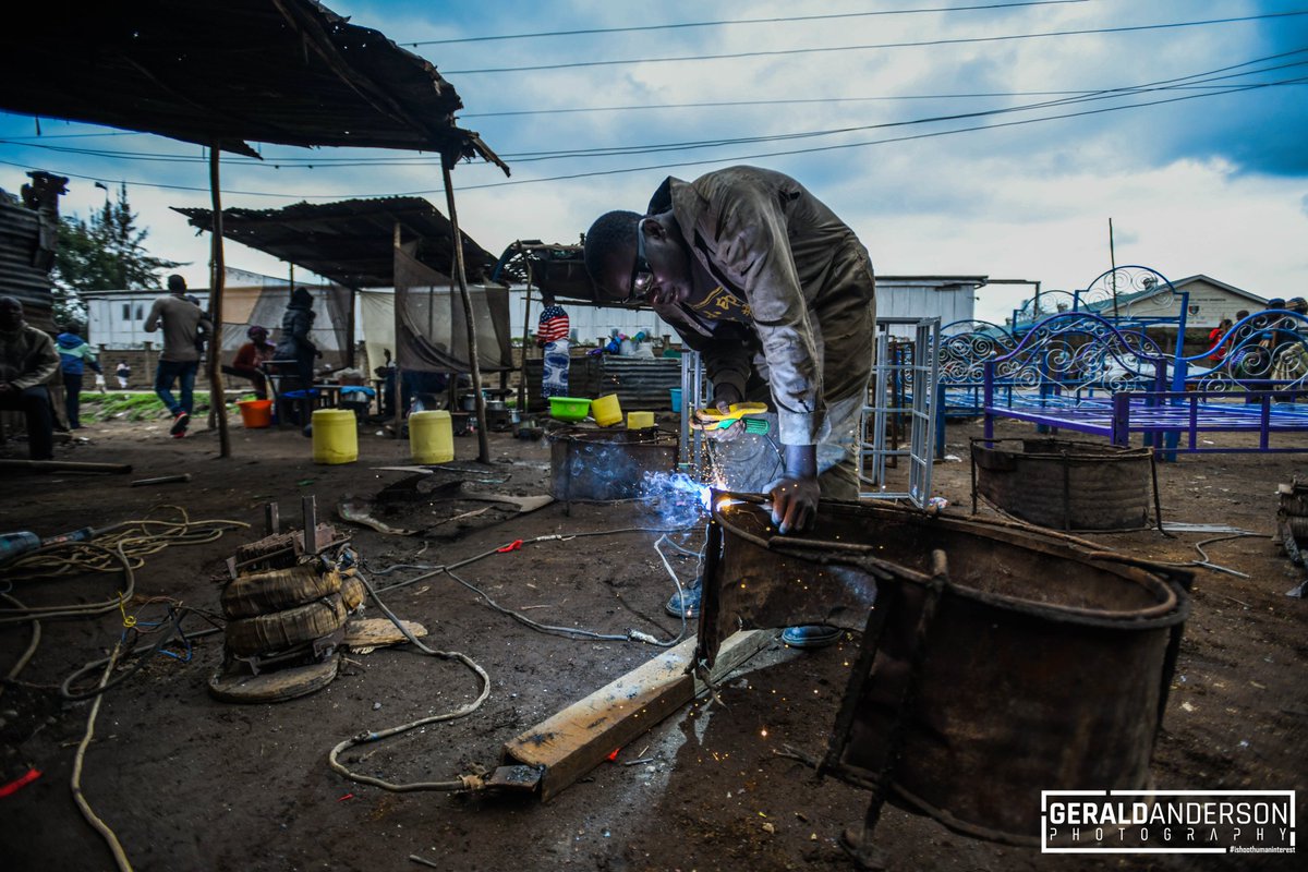 Anderson_Gerah's tweet photo. Mathare Slums, Nairobi Kenya (C) GERALD ANDERSON #ishoothumaninterest #photojournalism #onassignment #documentaryphotography #humanstories #everydayafrica https://t.co/3sve8wnQIG
