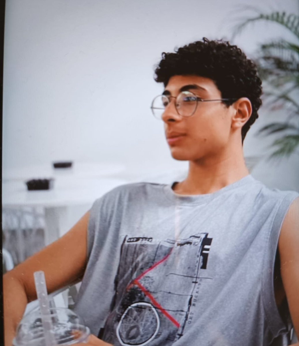 İyi ki doğdun Özgür, bu kez senin yerine smaçı biz basacağız merak etme aslanım #iyikidoğdunözgür  #isiasortakdavamız