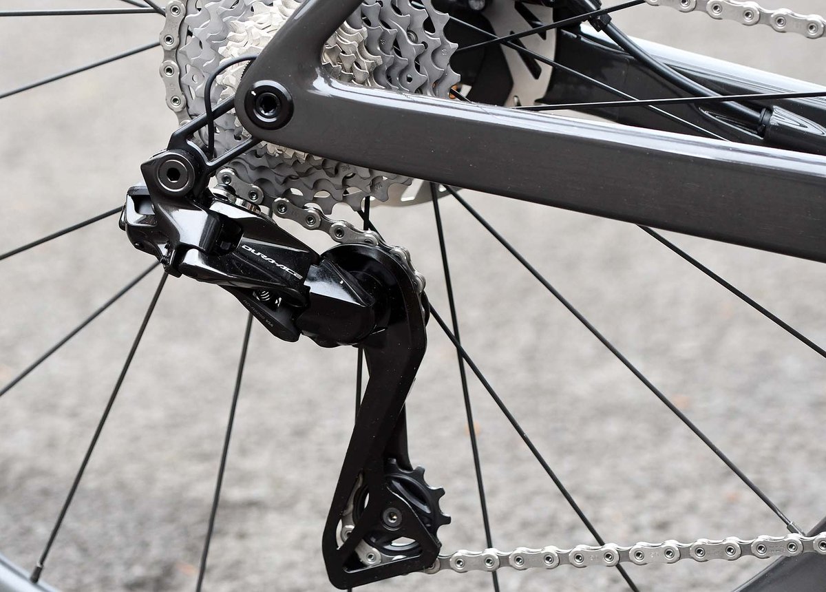 CycleDivision's tweet photo. High performance bikes - Scott Addict RC Pro M54 with Shimano Dura Ace:
Lightweight & Fast with more integration than ever before #standoutbike #proquality
Online: https://t.co/QLBcAS3otx
Shop: Barton Under Needwood, DE13 8AA near Burton on Trent
Call: 01283 711398 https://t.co/5AxH1kHUTT