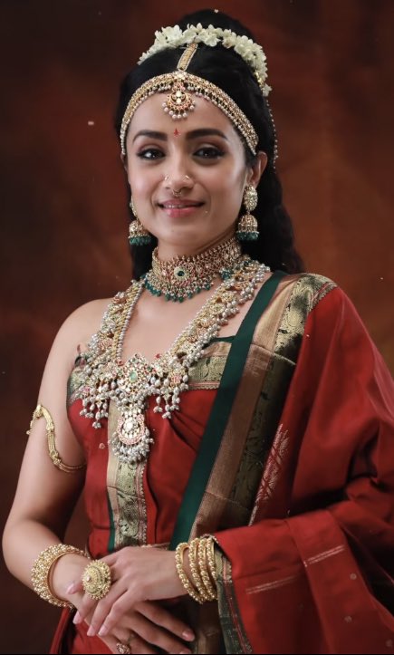 FvR_JKyX0AAq7RL?format=jpg&name=900x900