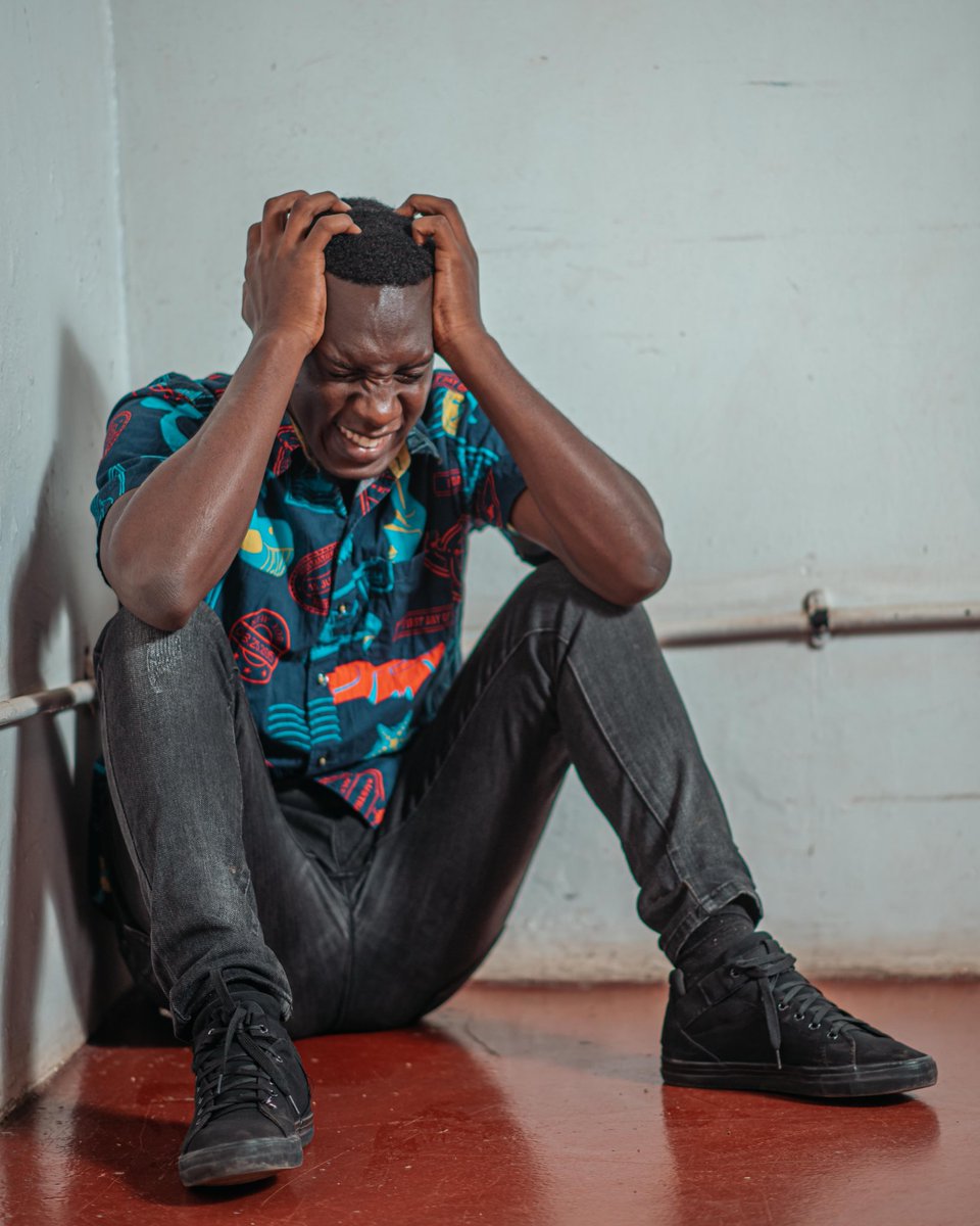 SAUTIplusTV's tweet photo. Don't be afraid to have conversations about mental and sexual health with loved ones and friends. It's important to break down stigmas and create a supportive community.

#SautiplusGotcha https://t.co/2fFKFiytSz