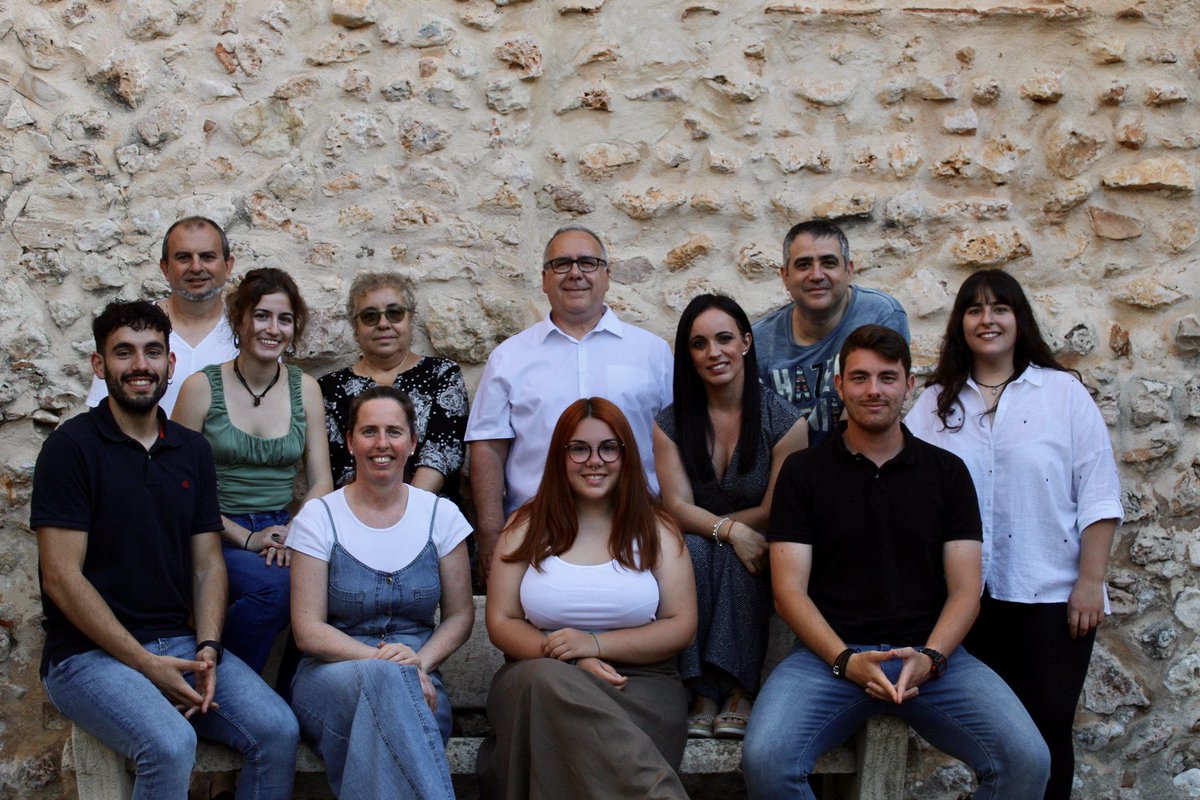 “Compromís per Vilallonga presenta un equip renovat, amb presència jove i experiència, per encarar les properes eleccions de maig encapçalat per Domingo Garcia.”

vilallonga.compromis.net/2023/05/04/com…