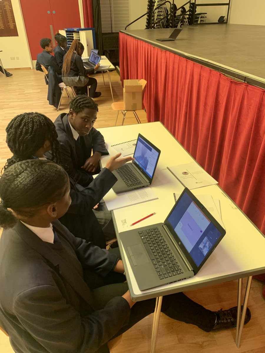 HabsKnights's tweet photo. @habsknights Year 10 students starting the #CornerstoneProject in partnership with @durham_uni offering a support & academic mentoring of disadvantaged and minority-ethnic students in London. https://t.co/gWD8AuC0t8