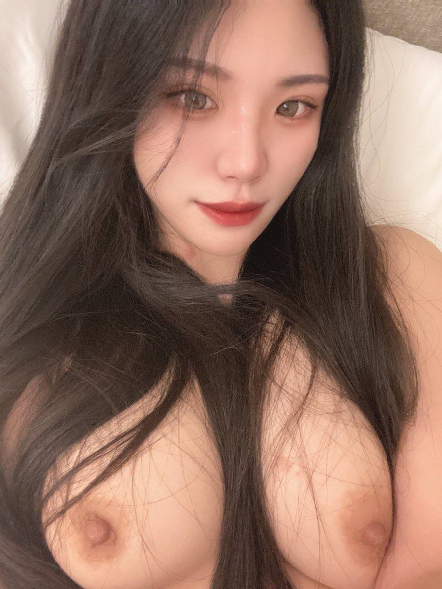 FOWLER13314's tweet photo. 不知道是你喝的水多，还是我握的枪多，让我看看还有谁没来找我 
唯一电报：https://t.co/0GdfnhnI4P https://t.co/RinKL5DG0o