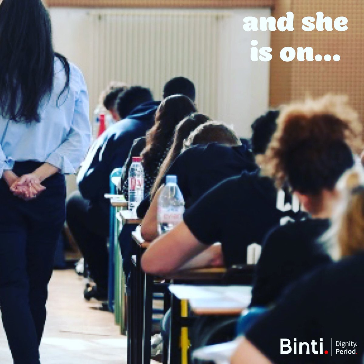 BintiPeriod's tweet image. 🩸And she is on
🩸A #teacher monitoring exams
🩸What does she do when she starts her period
🩸She carries on with her work until she can grab some toilet paper
She should have access to period products at work. And so should you. #DignityAtWork
#SmashShame 
#BintiPeriod #Schools