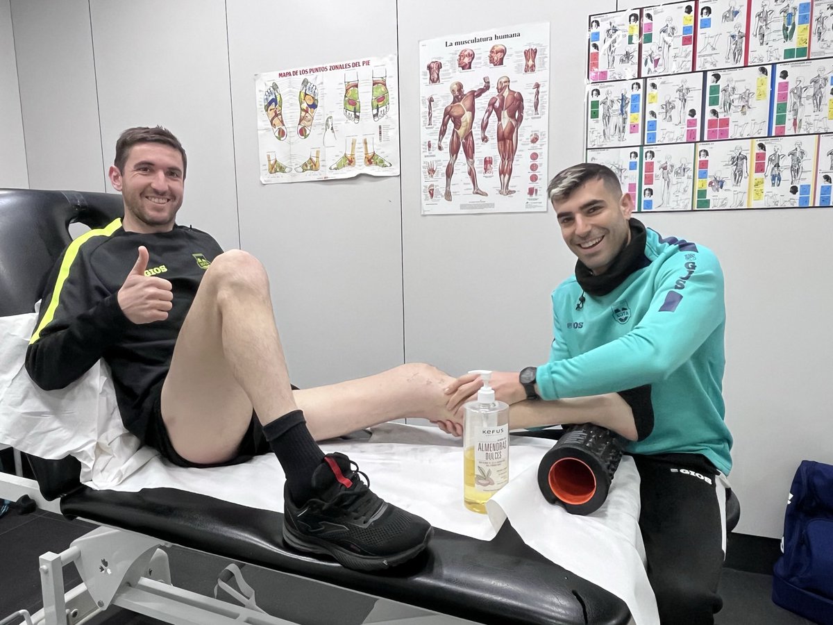 💚❤️ Hablamos con el capitán de #OsasunaMagna sobre su recuperación y el estado actual del equipo para recibir a <a href="/JaenFS/">Jaén Paraíso Interior FS</a>.

¡Grande, <a href="/RobertoMartil/">Roberto Martil</a>!
¡Enorme, <a href="/Ado_rojillo/">ADONAI</a>!

🔗 xota.es/roberto-voy-a-…