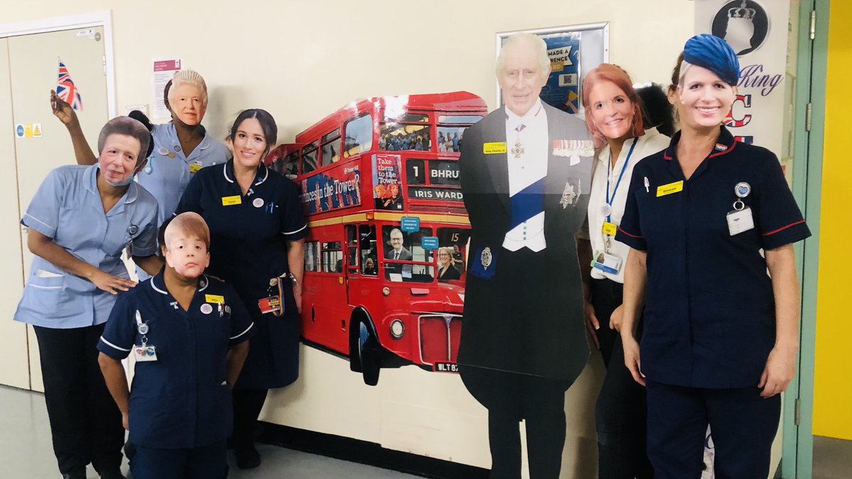 <a href="/mher_uy/">ꪑꫝꫀ𝘳</a> <a href="/skelton37/">Sinead Skelton</a> <a href="/BHRUT_NHS/">BHRUT NHS 🏥</a> <a href="/elsbels44/">#hellomynameisEllen 🌈💙</a> The royals 👑 have just stepped off the bus #Coronation  #KingCharlesIIICoronation <a href="/BHRUT_NHS/">BHRUT NHS 🏥</a>  🫖 ☕️ 🎂 🧁