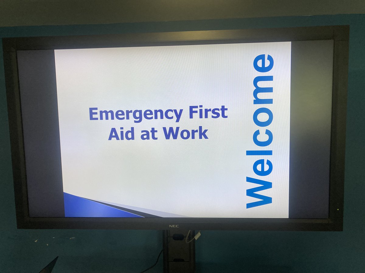 TomElli07858282's tweet photo. @BraesHigh pupils working towards their first aid certificate this morning as part of the Striker project.
#learningandplaying
@DYW_ForthValley @GraemeHigh @GrangemouthHS @INEOS_GM @LKGalaxy @ScotFACentral @LittleKerse https://t.co/KANcmhmZou