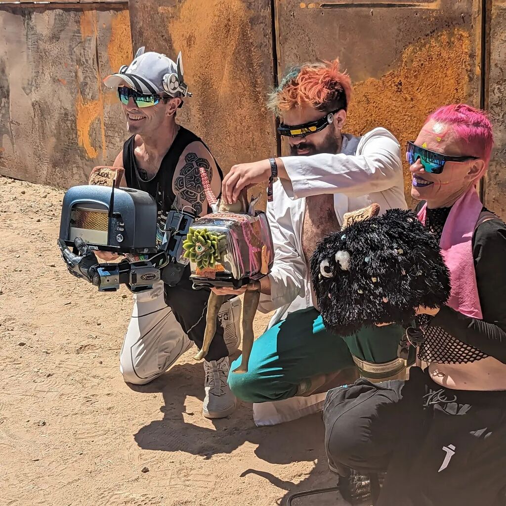 4wingedAngel's tweet photo. The three toaster champions of #neotropolis 
Coolest, Weirdest, and cutest https://t.co/Ugxmx3PpHu https://t.co/A9TfdA29Qk