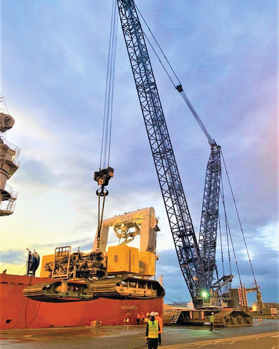 The backbone of our shipping operations: our powerful cranes. 
See them in action as we load up another vessel for safe and timely delivery. ⚓️🚢

#shippingworldwide #cargoshipping #multimarine #craneliftingservices