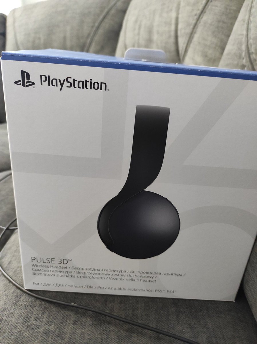 Papayk_Thedog's tweet image. I'm in shock, I can't believe it...next week is my 35th birthday...and my wife just surprised me with this
#PlayStation #pulse3D
#headset