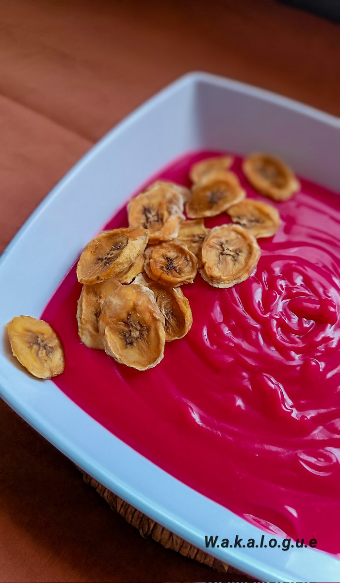 Mfon__Udoh's tweet photo. LOCALISING THE CONSUMPTION OF OUR LOCALLY GROWN PRODUCE.

Here's our regular Pap (Ogi).

Twisting this with our processed Beetroot flour and Banana Flakes.

For milk, I used TIGERNUT milk from our processed Tigernut.

#wakalogue #Diet https://t.co/kURse6BoRR