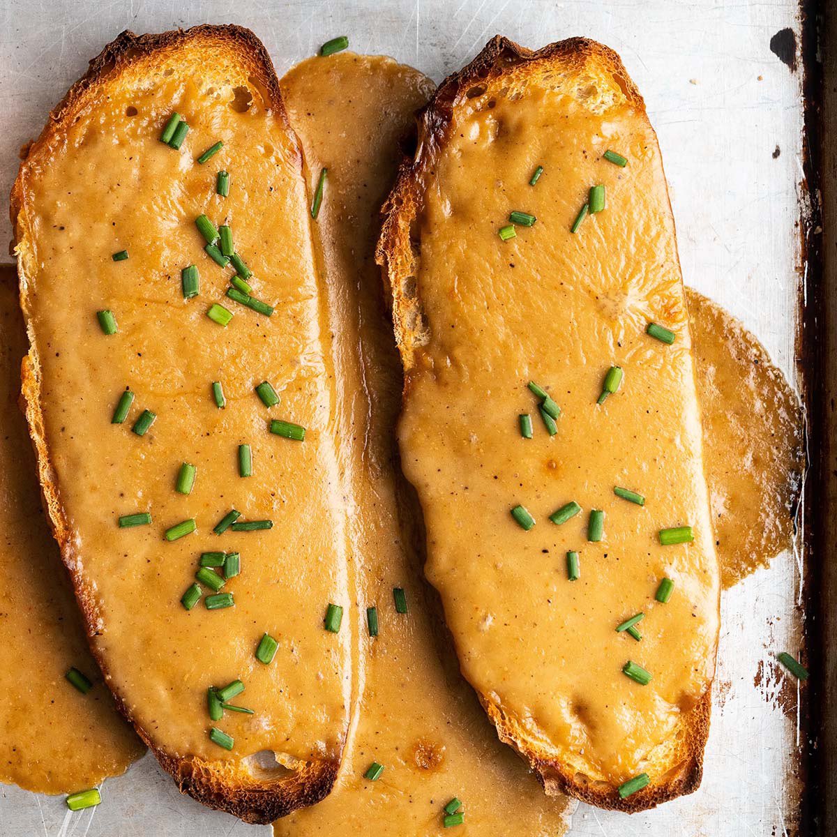 SuperLuckyDi's tweet photo. @SwanBrandUK #SwanFlashGiveaway 
It has to be National Welsh Rarebit Day. Best lunch ever! https://t.co/eSZVzefUWh