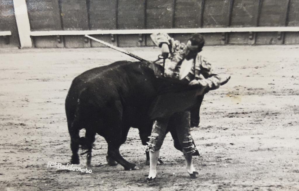 ToreoArrebujao's tweet photo. 𝙈𝙤𝙡𝙞𝙣𝙚𝙩𝙚 por Joselito, Belmonte, Manolete y Morante. https://t.co/NMFUf6IxJH