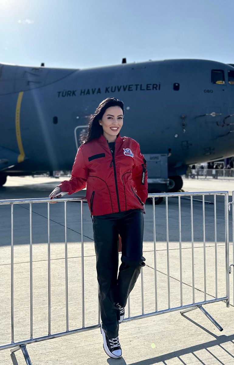 leylatekin23's tweet photo. Teknofest hatırası

@teknofest @BaykarTech ✨ https://t.co/Fmcl51LEb7