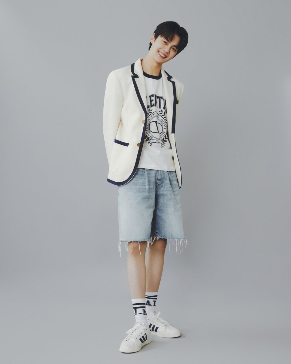 Profile Photo _𝗭𝗘𝗥𝗢𝗕𝗔𝗦𝗘𝗢𝗡𝗘

김규빈 KIM GYU VIN
2004.08.30

#ZEROBASEONE #ZB1 #KIMGYUVIN
#제로베이스원 #김규빈