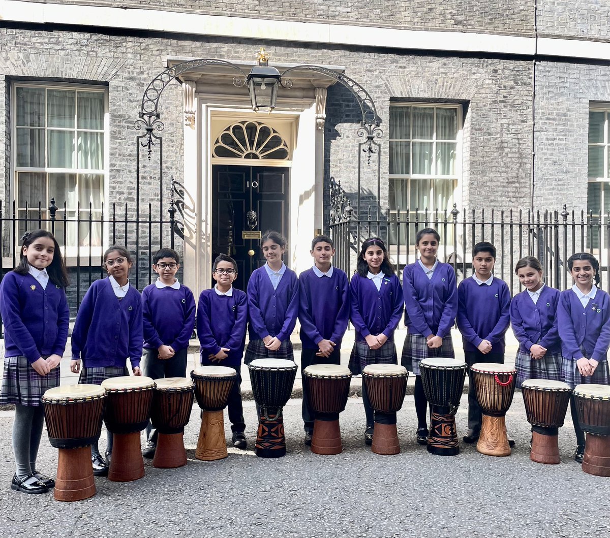 olive_bolton's tweet photo. A special invitation to perform at @10DowningStreet @RishiSunak @NazLegacy #EidReception #DjembeDrumming #WeAreStar https://t.co/FhTuYeLSfr