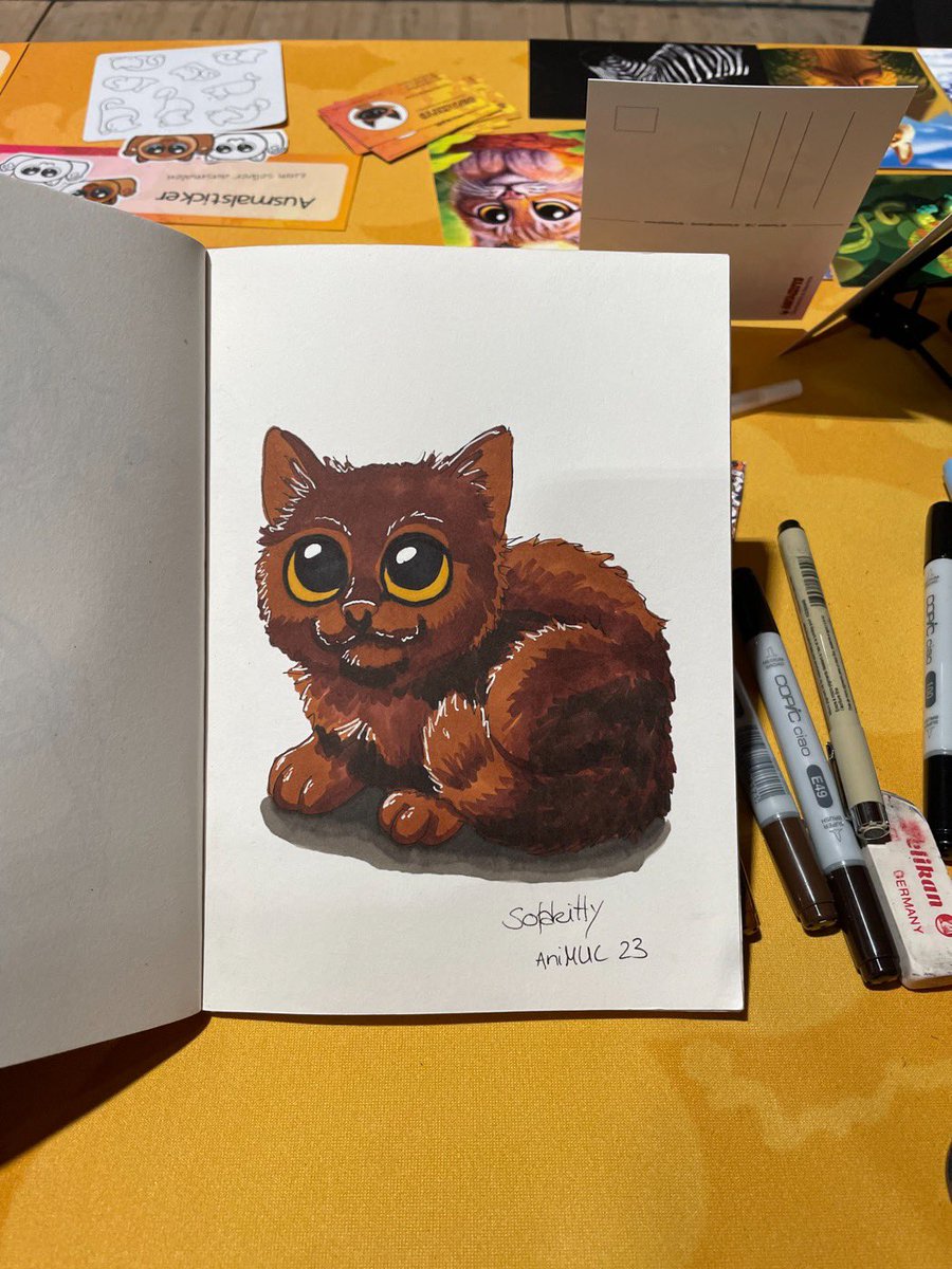 sofakitty_de's tweet photo. Ich will wieder meine Skizzenbuch nutzen. Die #ConHon Zeichnungen am Wochenende auf der @animuc haben einfach so viel Spaß gemacht 🥰 https://t.co/wFVHlJq9rH