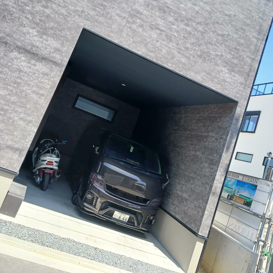 shostyle_666's tweet photo. 2023,4,23⁡
🆕🏡⁡
⁡ #マイホーム  #ビルトインガレージ  #ガレージハウス  #新居  #shostyle https://t.co/LOb2LA6Vxd