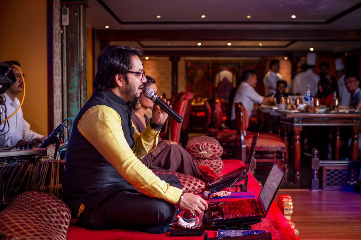 ArbnCrtydHotel's tweet photo. Come down to the Mumtaz Mahal Restaurant and experience authentic flavors of Indian and Mughlai Cuisine with an extra choice of vegetarian and non-vegetarian options along with Live Entertainment.
#MumtazMahal #Dubai #UAE #MyDubai #DubaiBloggers #DubaiEvents #DubaiFoodies https://t.co/2d3suKXbUL