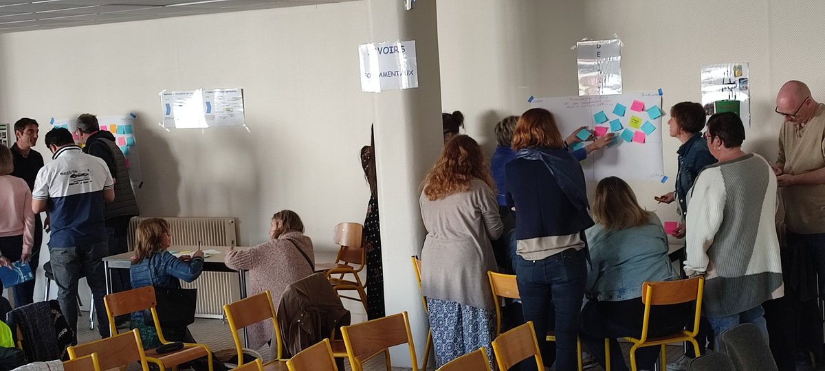 ota_dsden62's tweet photo. Reprise des accompagnements de concertation "notre école faisons-la ensemble" par l'OTA lab ce jeudi 04/05 avec les enseignants du collège Charles Péguy d'Arras. Merci à eux pour leur dynamisme et leur créativité ! Avec @PerrineTaine et @RomualdDelattre - cc @MisplonMuriel #NEFE https://t.co/jbtMJyC2bR