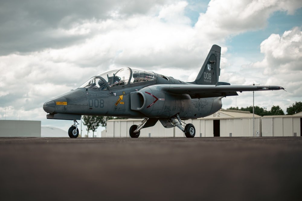 AaronMatthew Lariosa on Twitter "A Philippine Air Force AS211