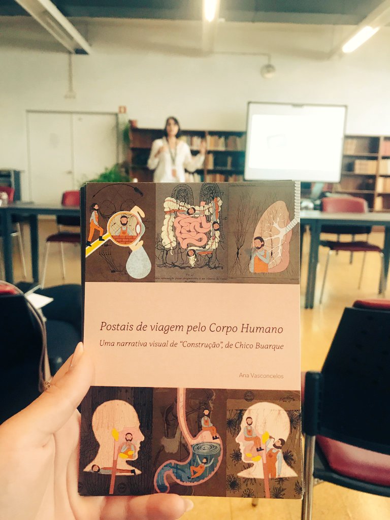 SaraVAmaral's tweet photo. Música, ilustração, história &amp; ciência no @scicomPT @cnc_uc @uc_iii #scicomm #art #science https://t.co/NqCgWYzg1K